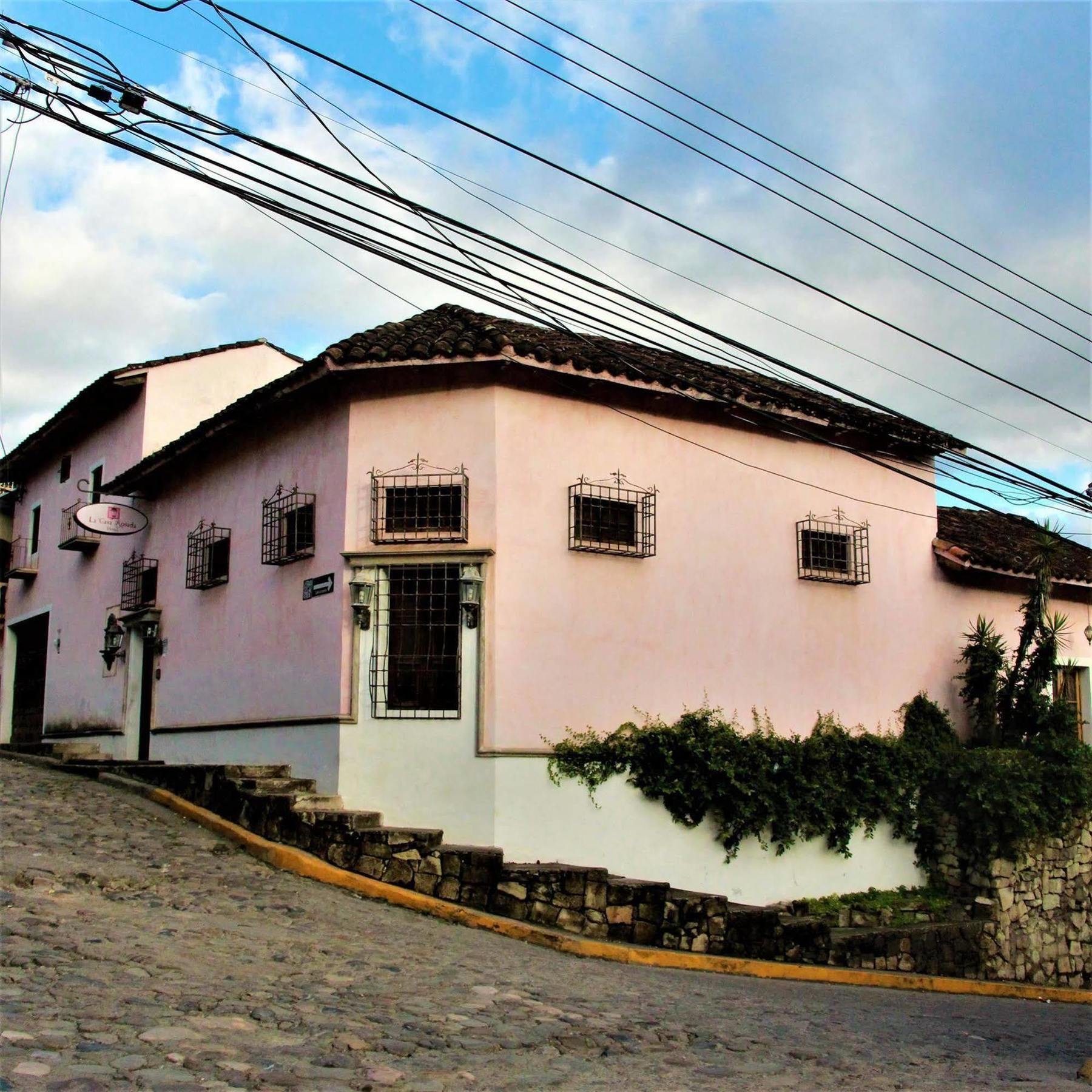 La Casa Rosada Bed & Breakfast Copan Ruinas Dış mekan fotoğraf