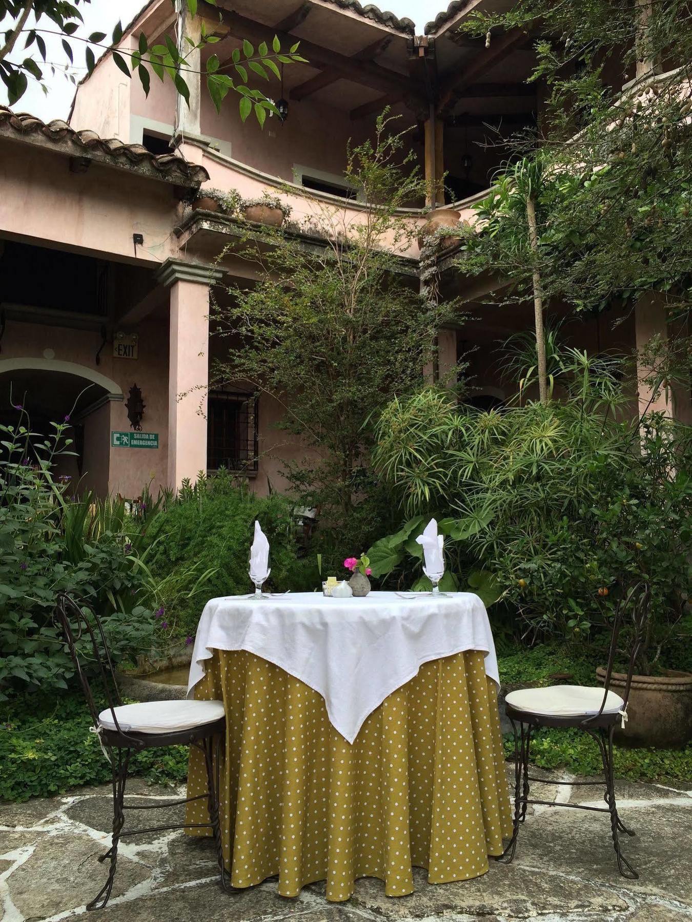 La Casa Rosada Bed & Breakfast Copan Ruinas Dış mekan fotoğraf